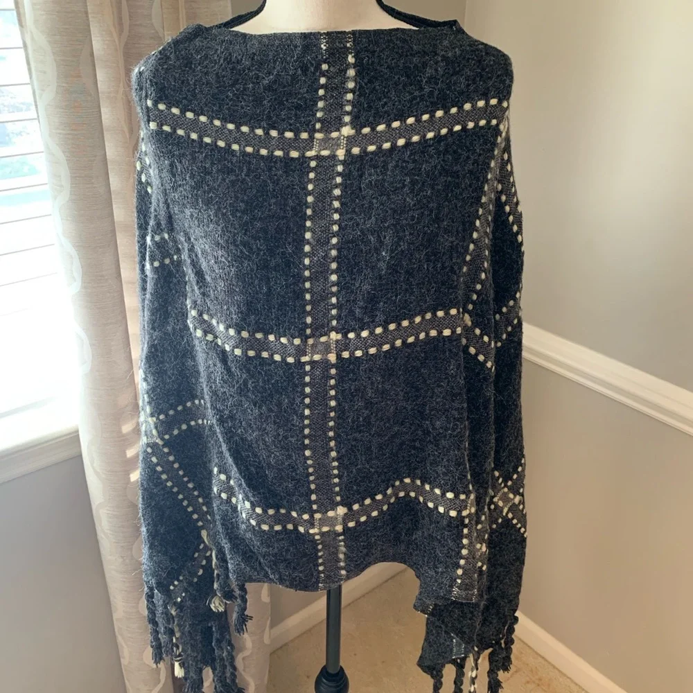 Grey and Cream Wool Tassel‎ Poncho, Size One Size
